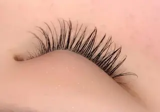 マツエク・マツパ 岡田詩織 MODE Ks松原店のヘアスタイル