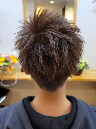 ショート BLUE MOON 辻岡健太のヘアスタイル