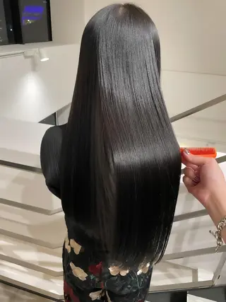 ミディアム カラー ヘアアレンジ アイブロウ ミニボブ/ブリーチ 🌈MISATOのヘアスタイル