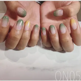 ネイル 園 寛子 （ネイリスト）のネイルデザイン