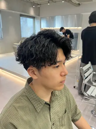 ショート パーマ メンズ soen所属・⚡メンズパーマフ ェードカットTomyのヘアスタイル