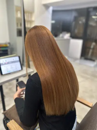 ロング パーマ ハイトーンカラー が絶対可愛い✨泰聖✨のヘアスタイル