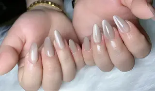 セミロング みゆき まつもとのネイルデザイン