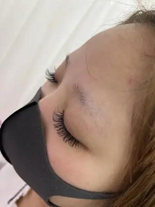 マツエク・マツパ MERRY メリー所属・霞ヶ関南口1分メリー カレンのマツエク・マツパデザイン