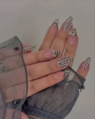 ネイル Queen Nail 柏店　クイーンネイルのネイルデザイン