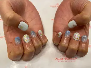 ネイル ネイルリボン 受付スタッフのネイルデザイン