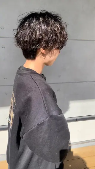 ショート パーマ メンズ メンズヘア特化 崎田 成人のヘアスタイル