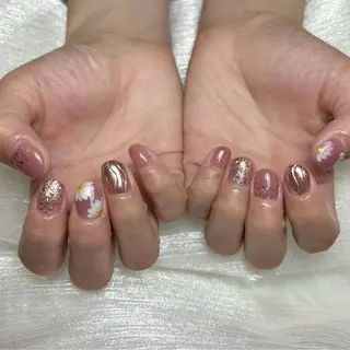 ネイル ソルネイルアンドアイラッシュ所属・山田 茉世のネイルデザイン