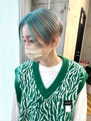 ショート カラー lani 天神大名/ブリーチのヘアスタイル