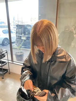 ショート カラー 透明感カラー 天羅のヘアスタイル