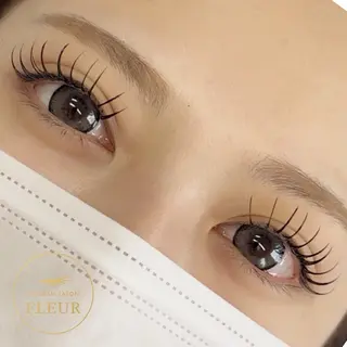 マツエク・マツパ FLEUR eyelashsalon所属・FLEUR 【フルール】のマツエク・マツパデザイン