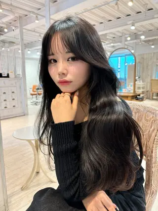 ロング レイヤーカット/ 韓国girly🤍楓のヘアスタイル