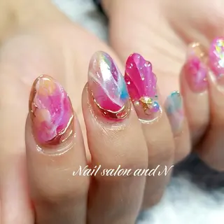 ネイル and Nのネイルデザイン
