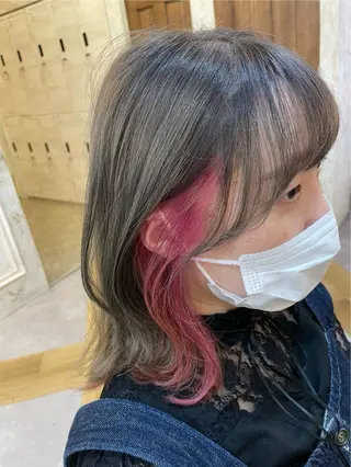 カラー Kana .のヘアスタイル