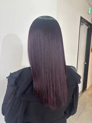 ロング Yuna/ベージュ ダブルカラーのヘアスタイル