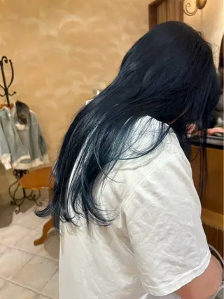 セミロング BEAUTRIUM265所属・平野 枝莉のヘアスタイル