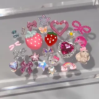 ネイル RIEKO🍒 ワンホン♡推しネイルのネイルデザイン