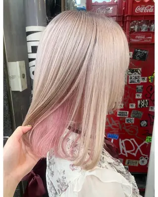 ミディアム カラー GARU-ガル-所属・TSUNO🦖 派手髪/オタク美容師のヘアスタイル