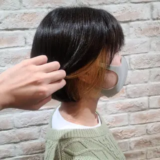 ショート カラー 赤松 摩美のヘアスタイル