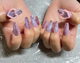 ネイル VIERU 🌈🎀💖のネイルデザイン