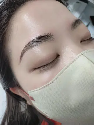 アイブロウ ⛱Mi ˋˏᰔᩚˎˊ Na⛱のマツエク・マツパデザイン