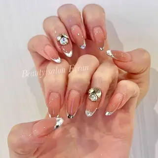 ネイル えくにゃん所属・AMAGASAKI LISAのネイルデザイン