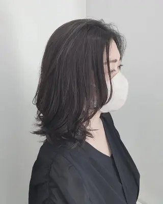 ミディアム カラー sepiage trois所属・酒井 亜希のヘアスタイル