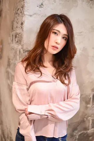 ロング パーマ 小林 祥弘のヘアスタイル