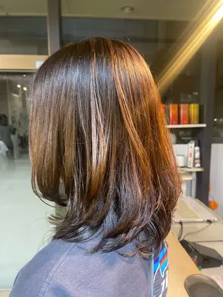 ミディアム 米元 春奈のヘアスタイル