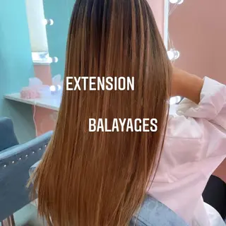 ロング カラー エクステ🩵ブリーチ 韓国ヘア🩵KAEのヘアスタイル