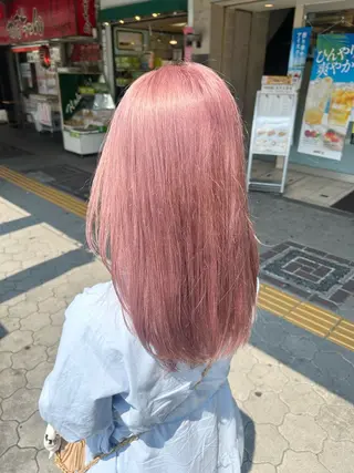 セミロング あやめ🪽 オリーブ/ハイトーンのヘアスタイル