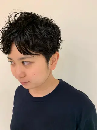 ショート パーマ 伊藤 陽のヘアスタイル