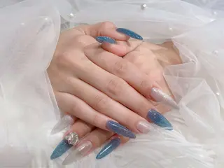 ネイル 🌈 Laule'aのネイルデザイン