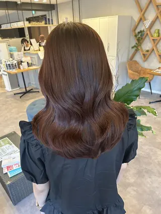 ミディアム カラー ELLE&SALLY 石野のヘアスタイル