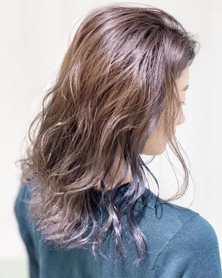 セミロング カラー N° jillva ♦️川端裕司♦️のヘアスタイル