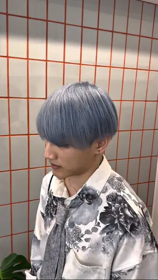 ショート カラー メンズ ハイトーン特化🌟 カワシマシュンスケのヘアスタイル