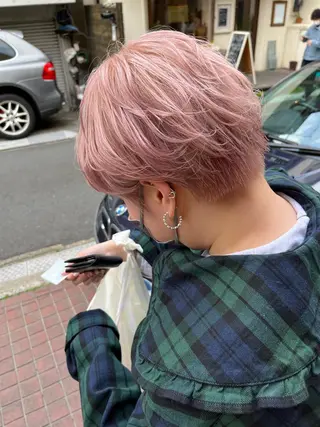 ショート カラー NOUN所属・eri kinjoのヘアスタイル