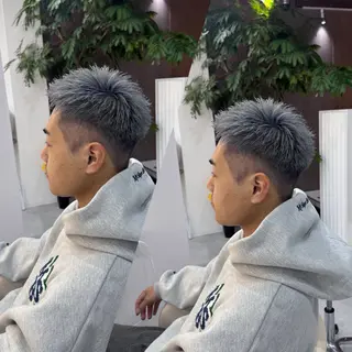 ショート カラー メンズ R/🤎 パーマ&ブリーチ🔥のヘアスタイル