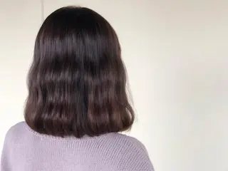 ミディアム カラー Angelica／ WAKOのヘアスタイル