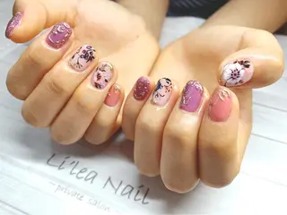 ネイル Li'leaNail AINAのネイルデザイン