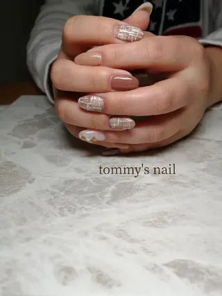 ネイル tommy's nail所属・福岡/若よもぎ蒸し 全身美容が叶うサロンのネイルデザイン