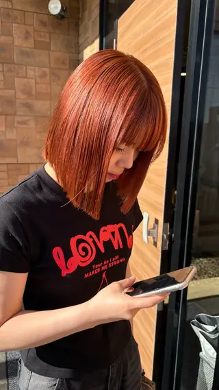 ミディアム カラー 中島 万凜のヘアスタイル