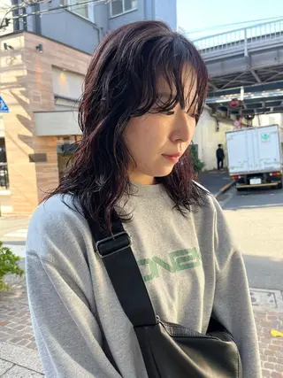 ミディアム パーマ benji 登戸所属・竹内 菜々子のヘアスタイル