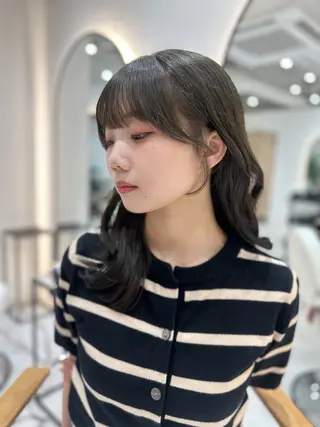 セミロング カラー 韓国ヘア顔周りカット 艶髪ベージュtamaのヘアスタイル