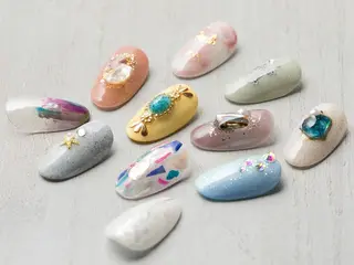 ネイル Soeur ネイリストのネイルデザイン