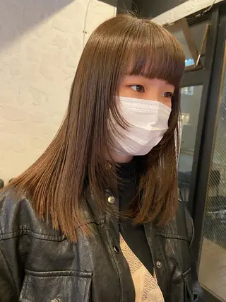 セミロング カラー ヘアアレンジ satsuki 暖色・ブラウンカラーのヘアスタイル