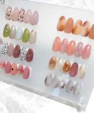 ネイル 會田 瑠衣のネイルデザイン