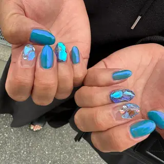 ロング カラー ヘアアレンジ キッズ ネイル マツエク・マツパ アイブロウ 福田 加奈のネイルデザイン