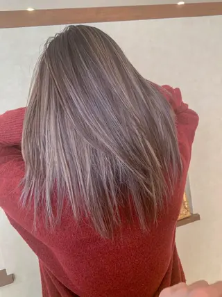 ロング Lit所属・Lit.豊橋 夏目のヘアスタイル