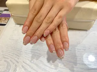 ネイル Nest 岩崎のネイルデザイン